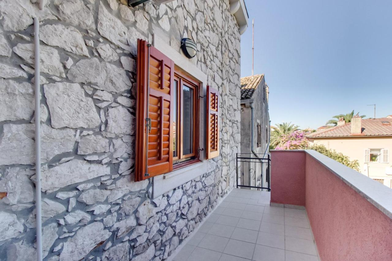 Apartments Rosa Mali Lošinj Exterior foto