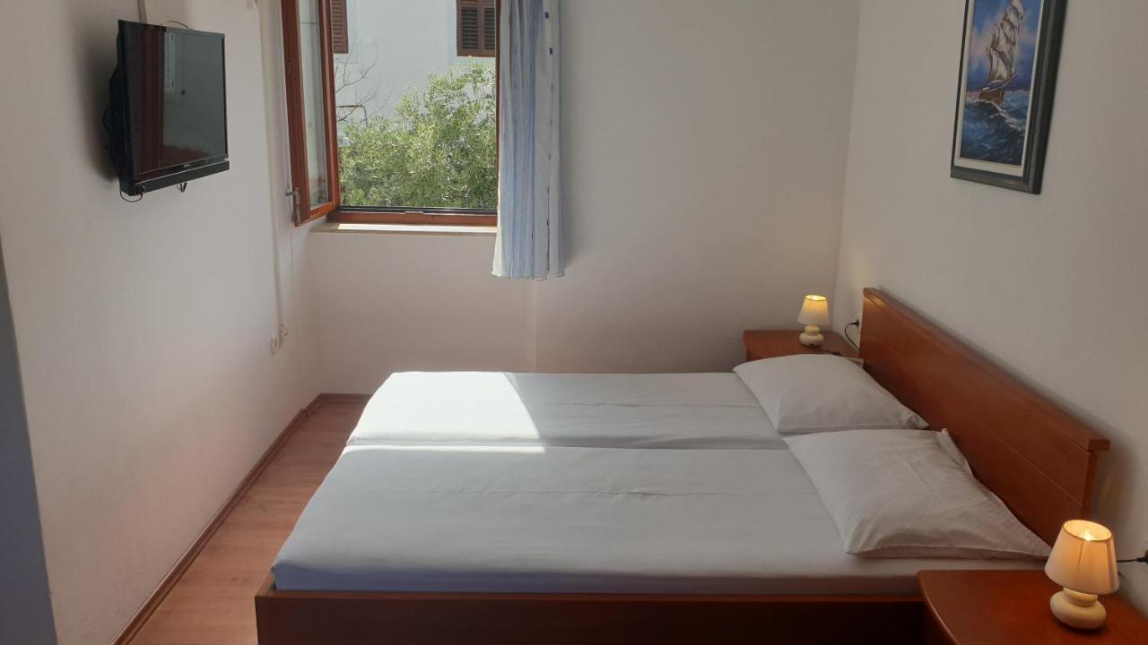 Apartments Rosa Mali Lošinj Exterior foto